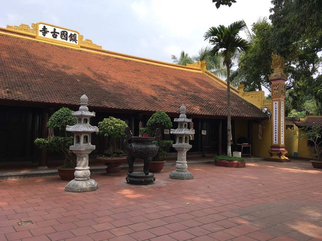Tiền Đường ở chùa Trấn Quốc