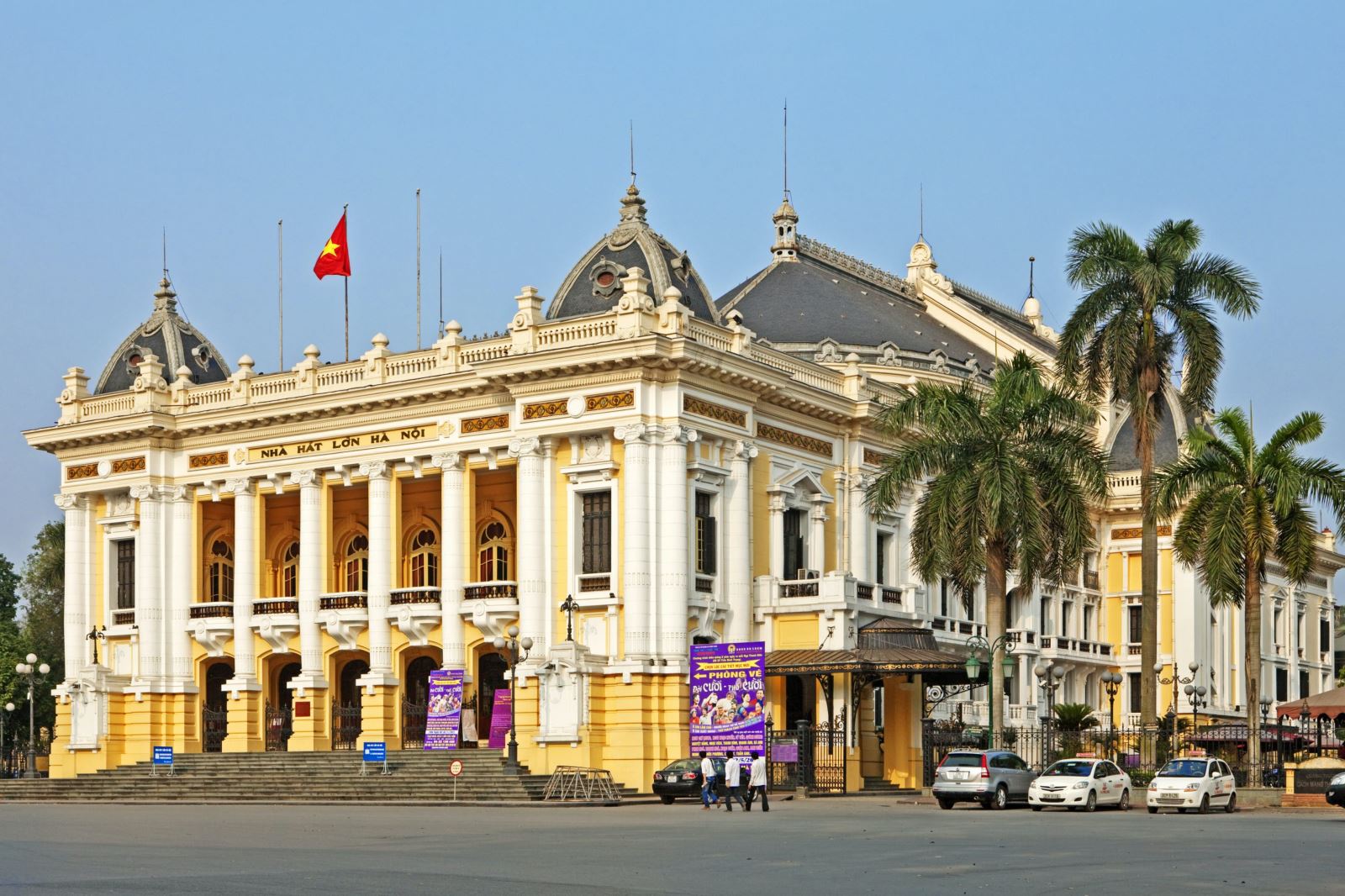 The Hanoi Opera House (Source: hanoionline)