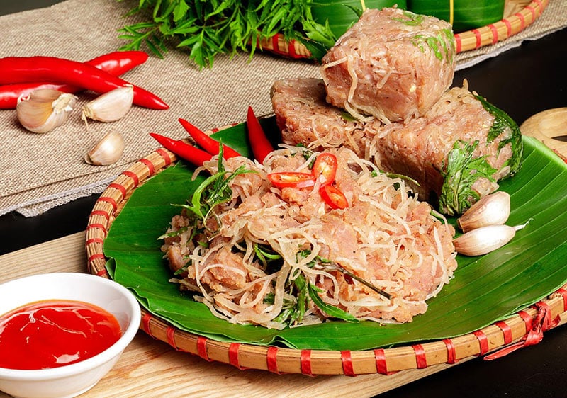 Đặc sản Hà Nội nem Phùng (Nguồn: dulichviet)