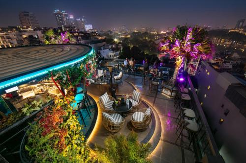 San Grand Hotel - The 13 Most Highly-recommended 3 Star Hotels in Hanoi Vietnam