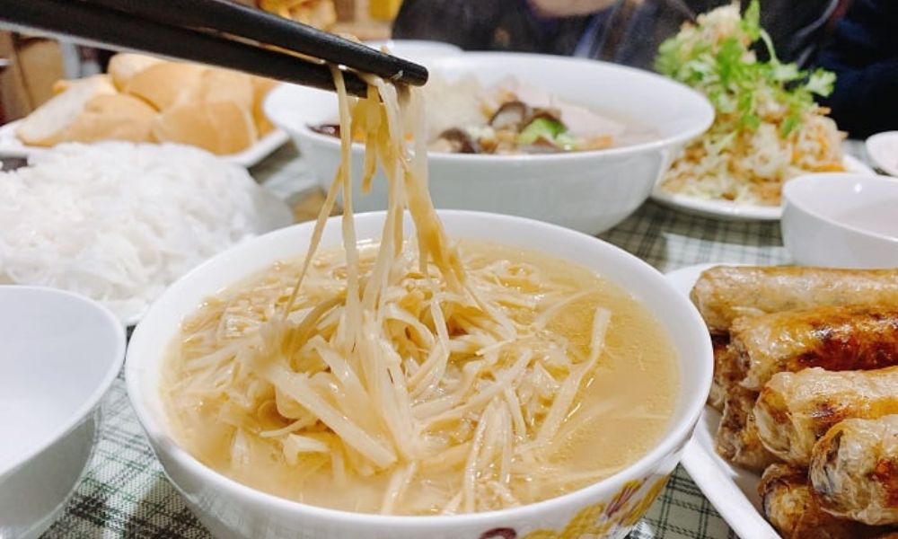 Bat Trang Pottery Village