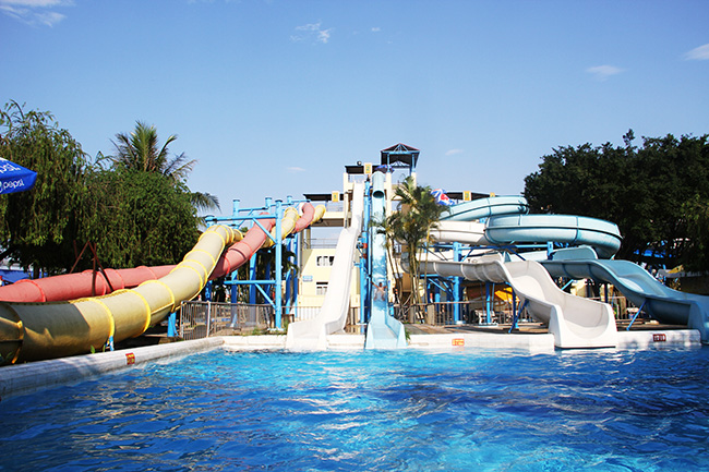 hanoi west lake water park