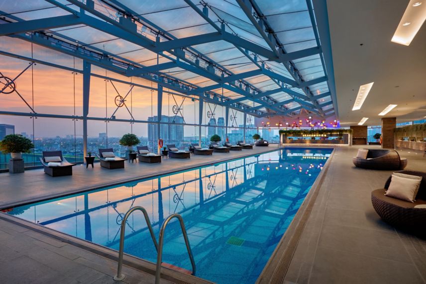 pool bar marriot